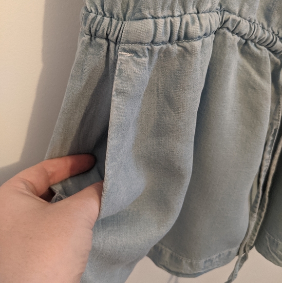 GAP Romper - Picture 3 of 3